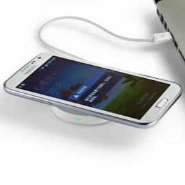 iPhone və Android üçün Ultra incə universal QI Şunursuz zaryatka aparatı (Qırmızı)